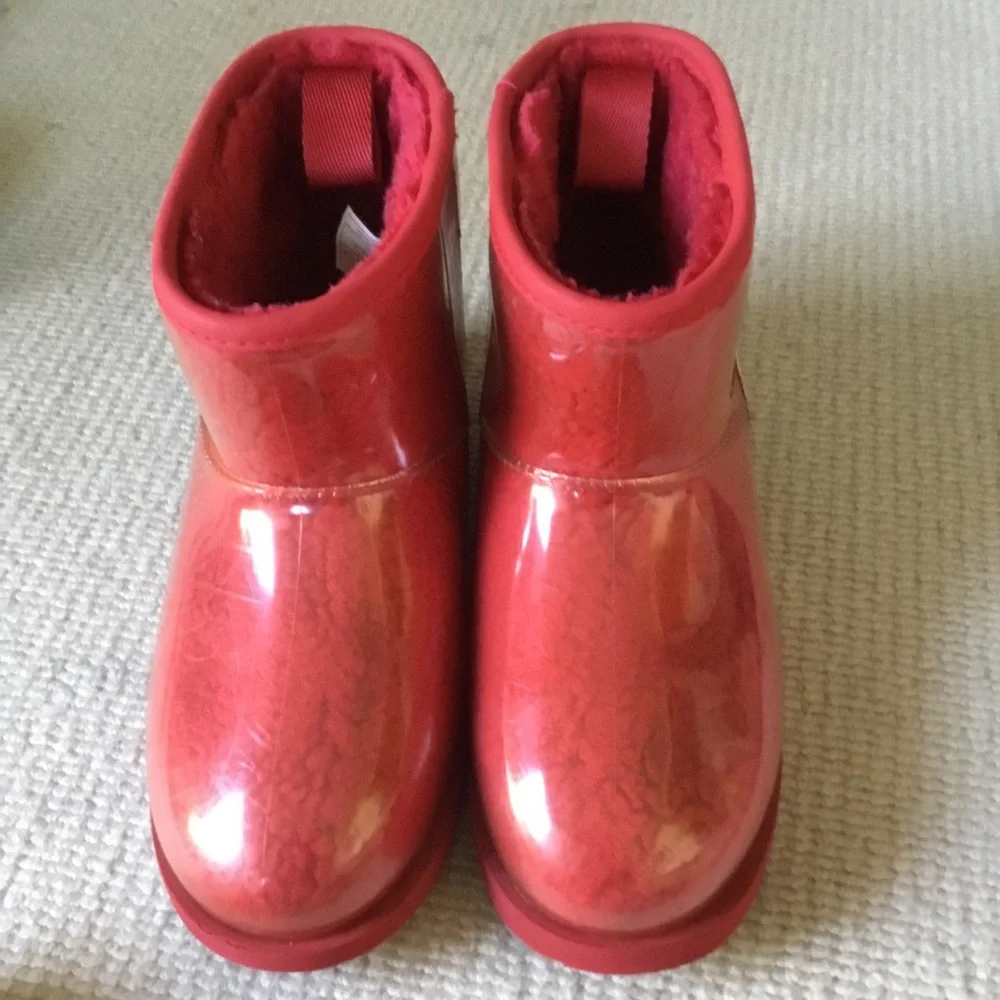 UGG Girls' Glossy Red Short Boot